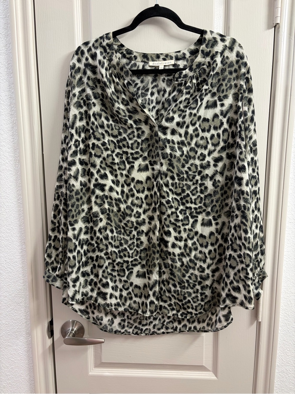 Daniel Rainn Black and White Leopard-Print V-Neck Blouse